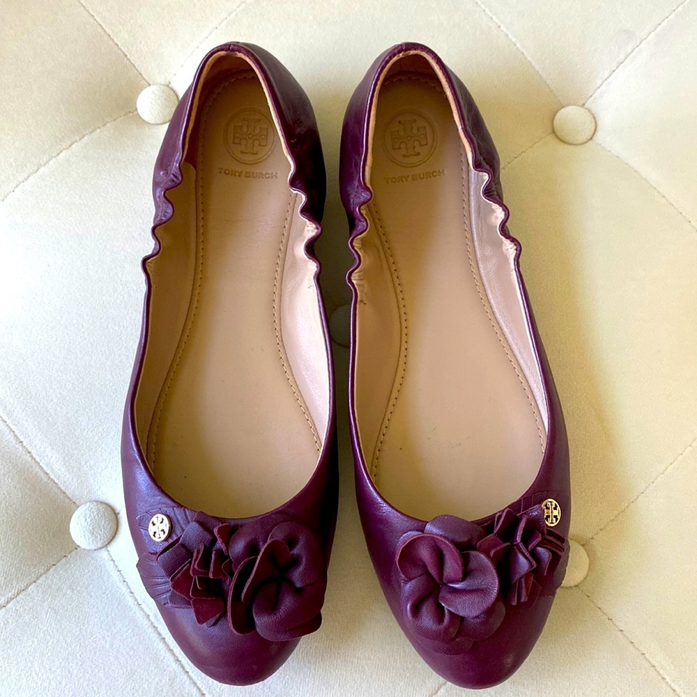Tory Burch burgundy ballet flats